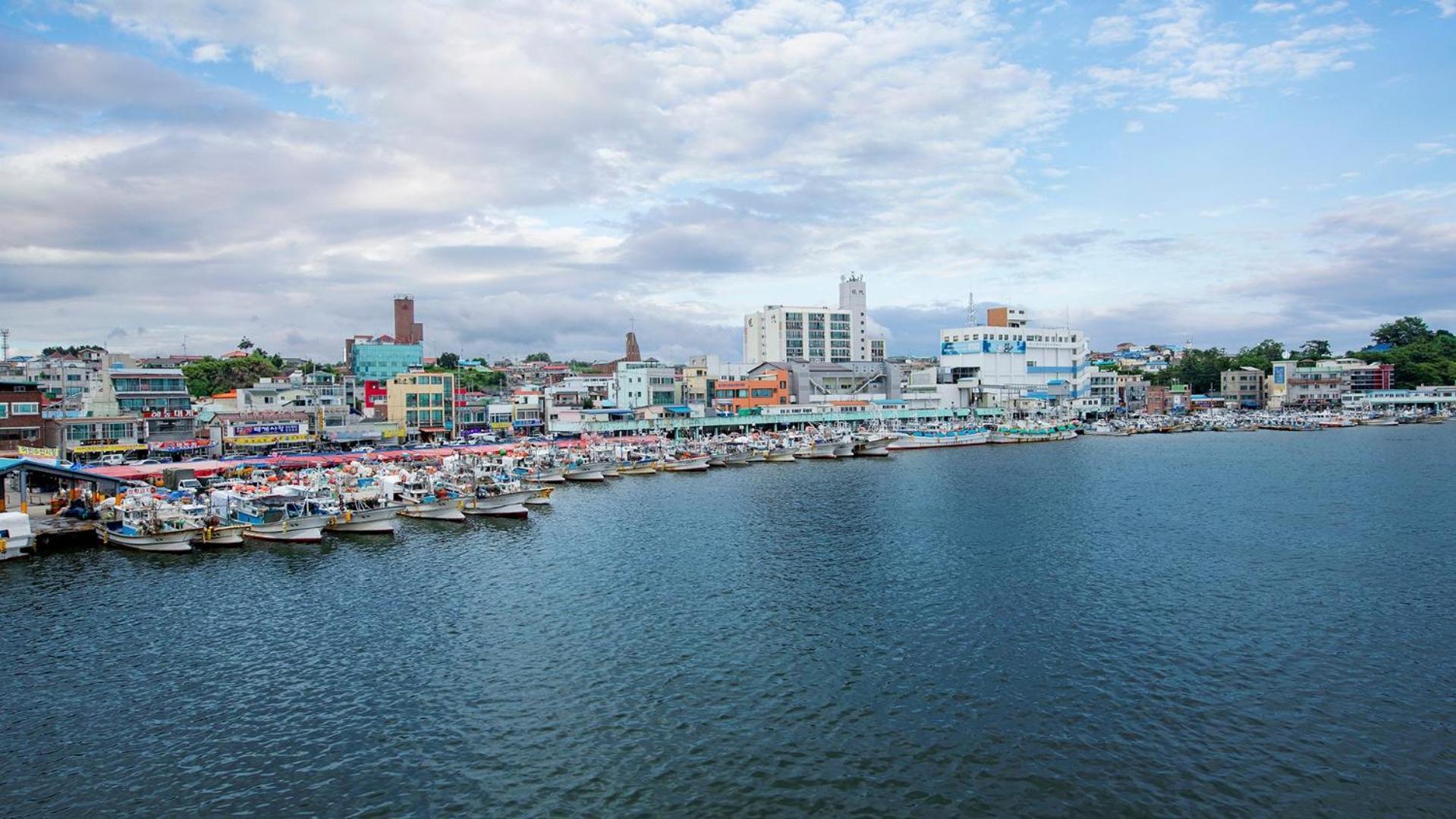 Gangneung Jumunjin Lighthouse Pension ภายนอก รูปภาพ