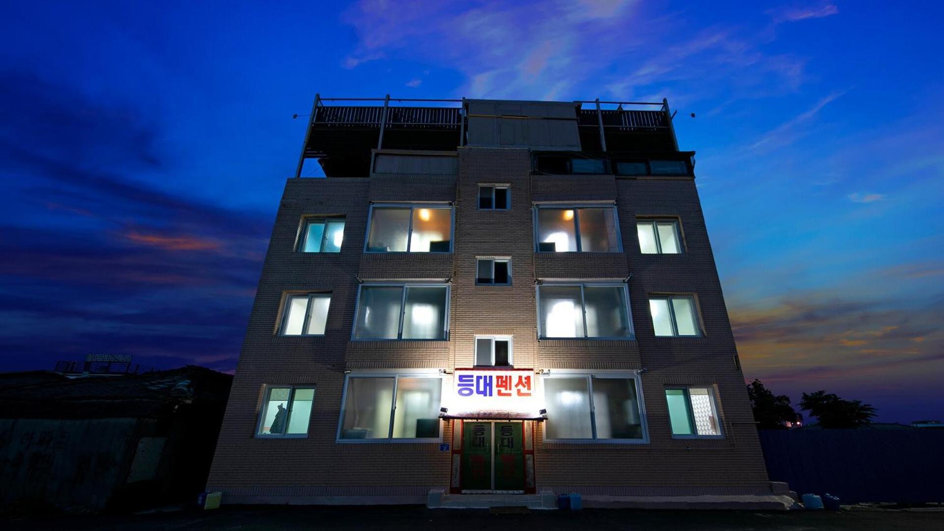 Gangneung Jumunjin Lighthouse Pension ภายนอก รูปภาพ